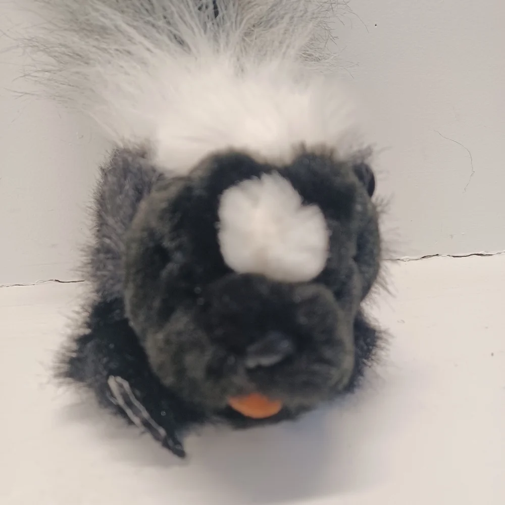 Folkmanis Realistic Plush Black and White Skunk Animal Plush Hand Puppet Toy - Picture 3 of 11